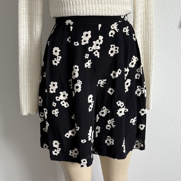 Laundry By Shelli Segal Pants - VTG Laundry Shelli Segal Whimsigoth Floral A-Line Shorts Coquette 90s Fairycore